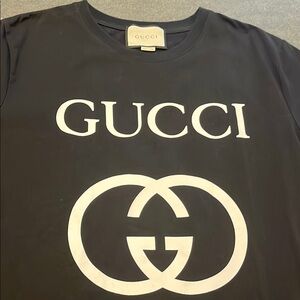 Gucci Black Short Sleeve Tee with Iconic Logo